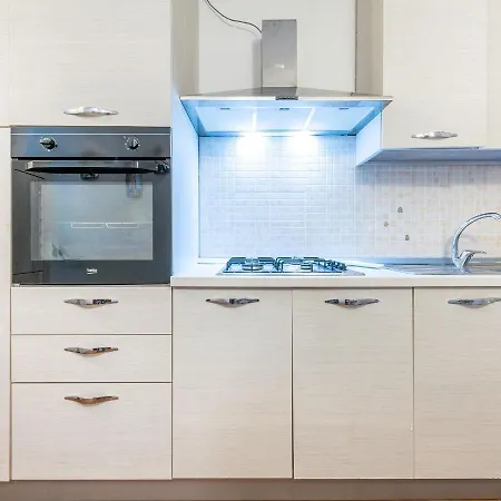 Claudio E Lunetta 维拉西米乌斯