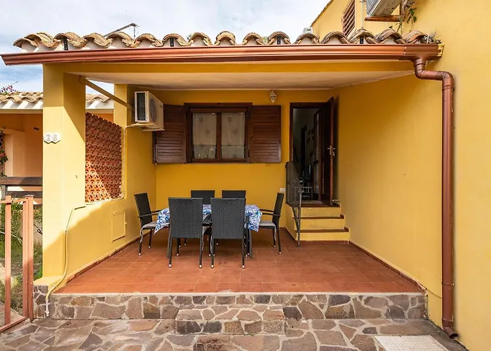 Holiday home Claudio E Lunetta Villasimius