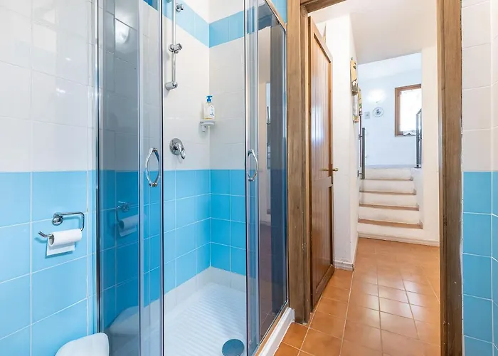 度假居 Claudio E Lunetta *